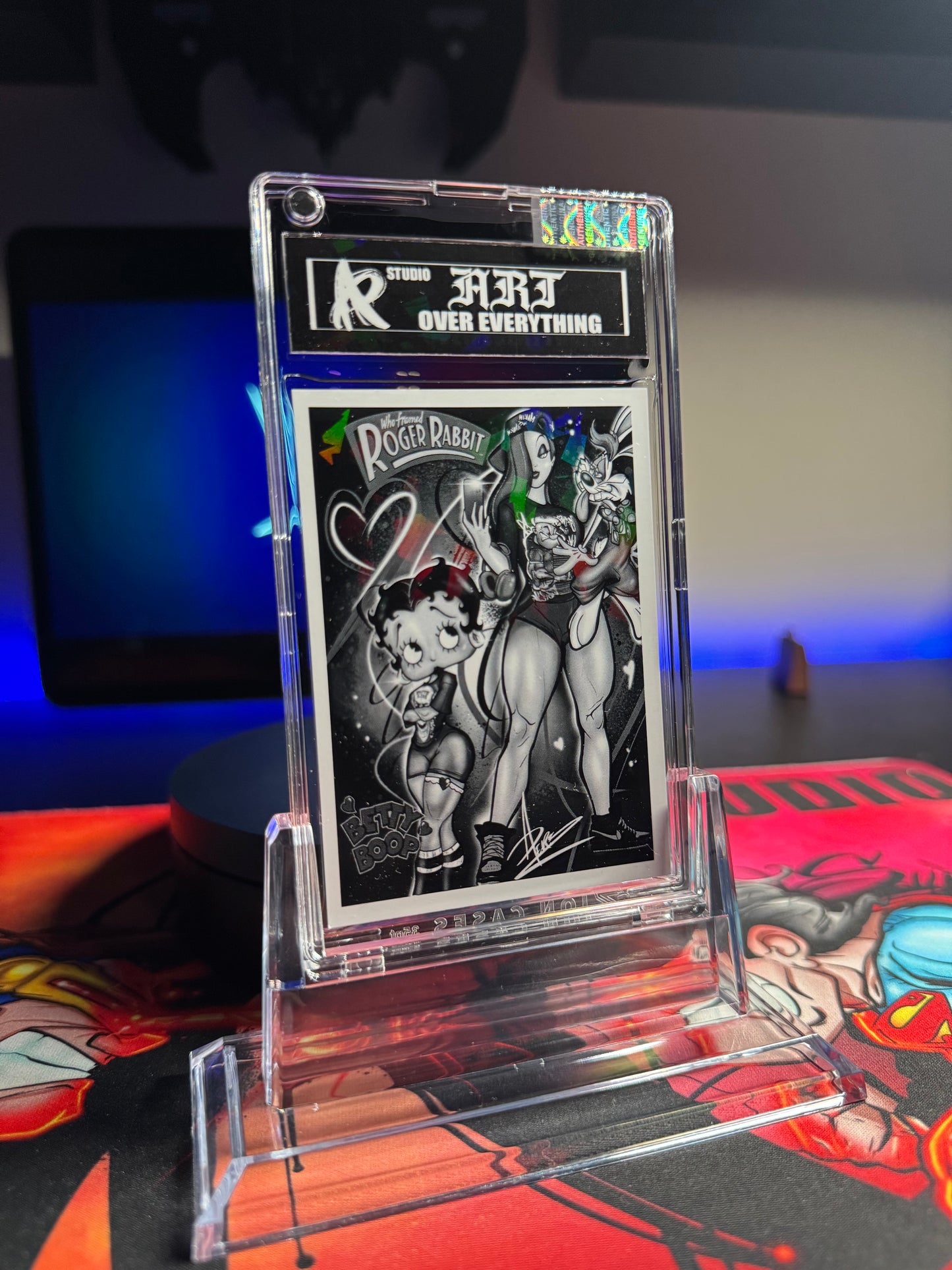 BLK/WHT: Classic Characters -Betty & Jessica -FitMommies: Holographic ART Card